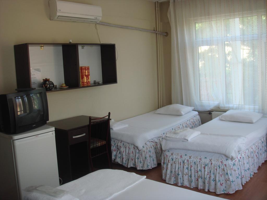 Damla Pension Αδριανούπολη Δωμάτιο φωτογραφία